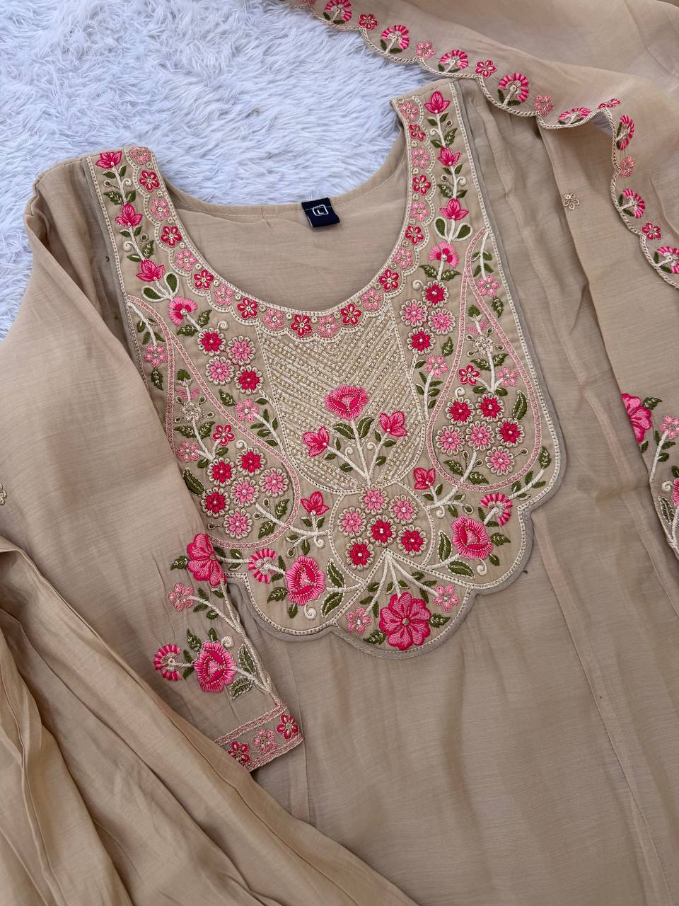Elegant Embroidered Mal Chanderi Anarkali Kurti Set