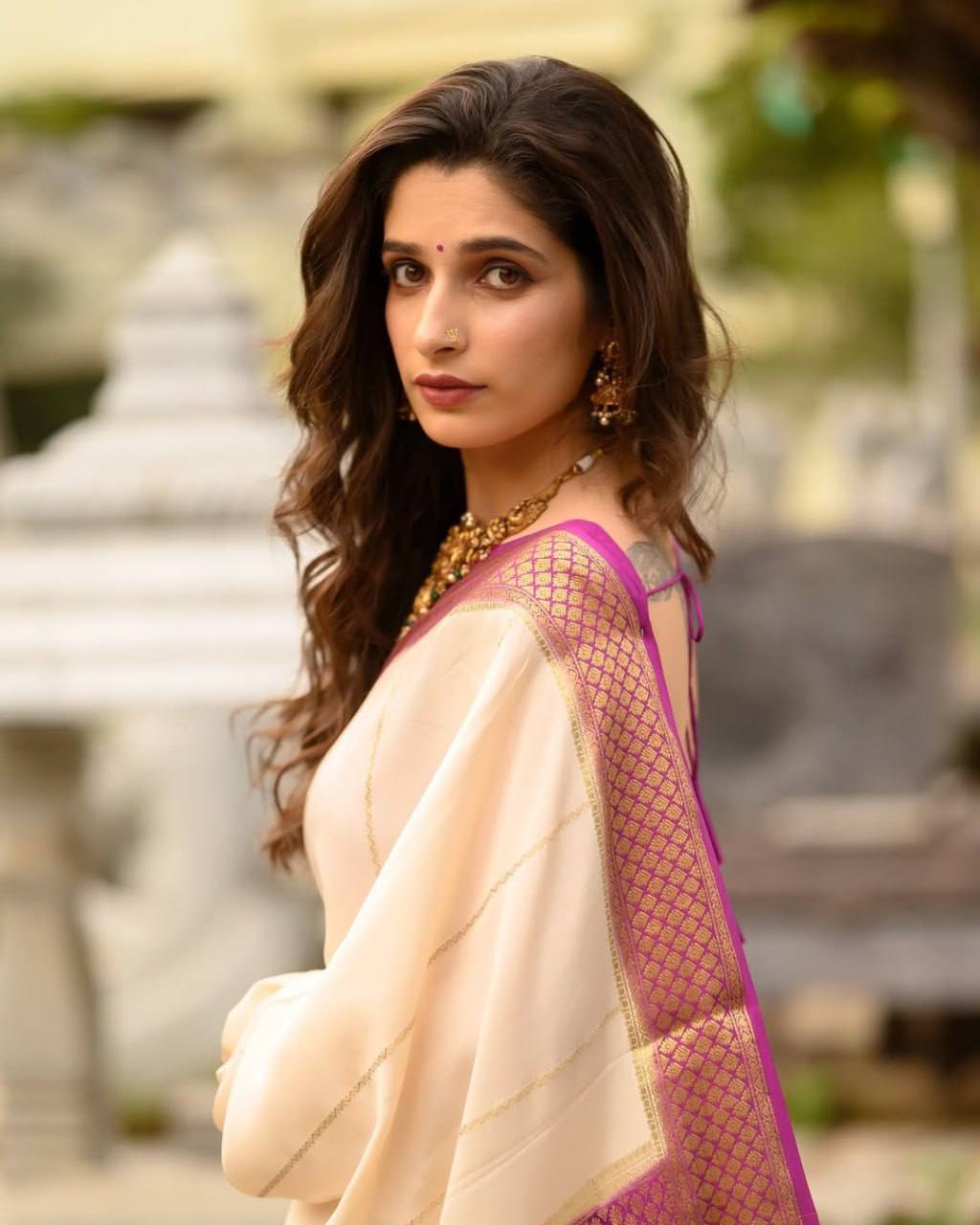 Soft Lichi Silk Saree with Rich Pallu & Jacquard Border