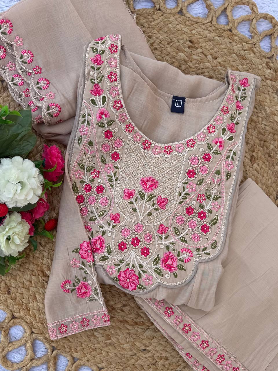 Elegant Embroidered Mal Chanderi Anarkali Kurti Set