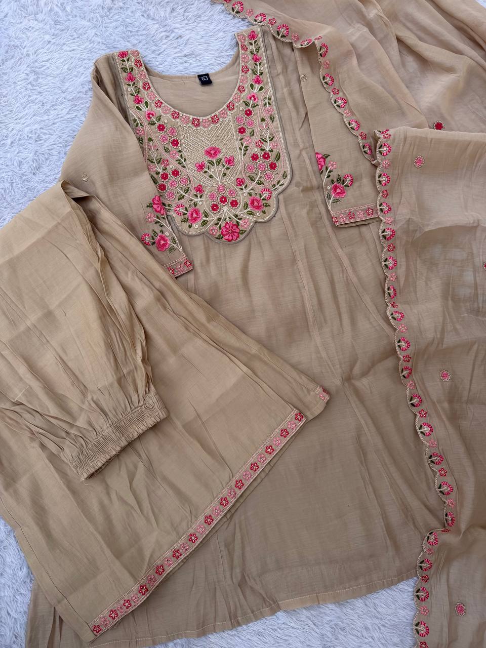 Elegant Embroidered Mal Chanderi Anarkali Kurti Set