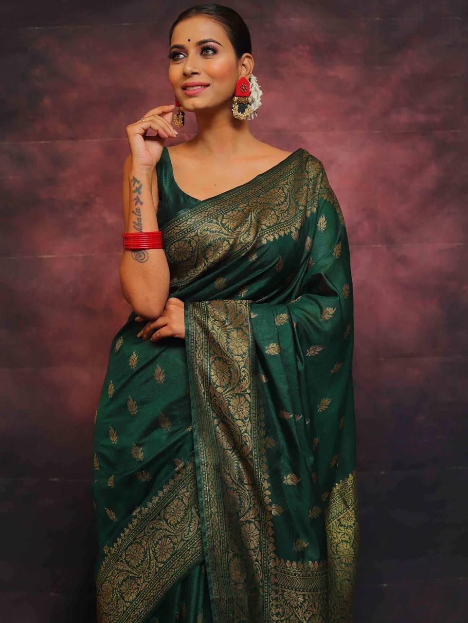 Banarasi Soft Lichi Silk Saree with Jacquard Work