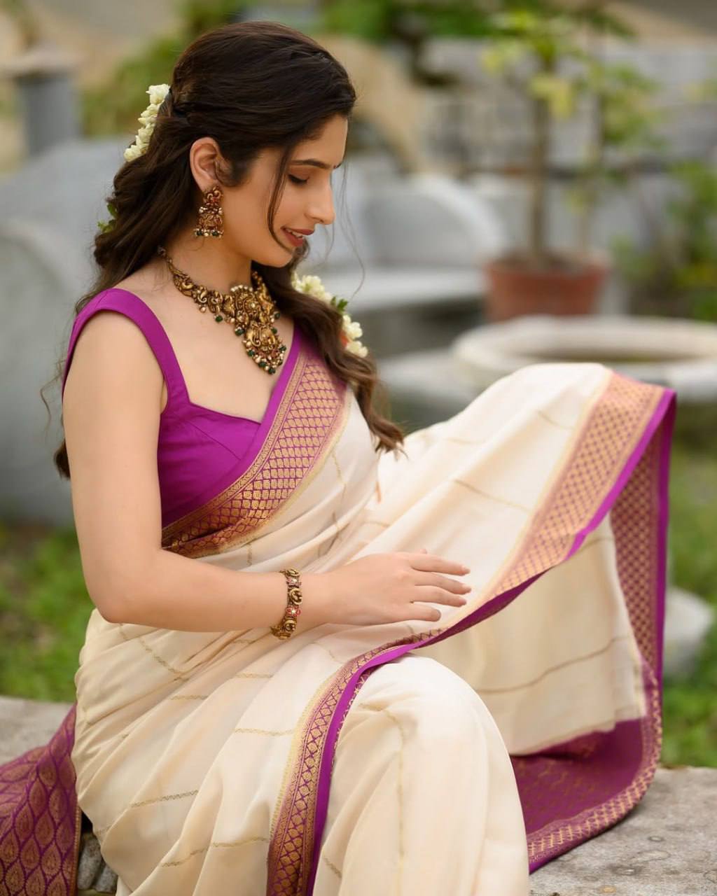 Soft Lichi Silk Saree with Rich Pallu & Jacquard Border