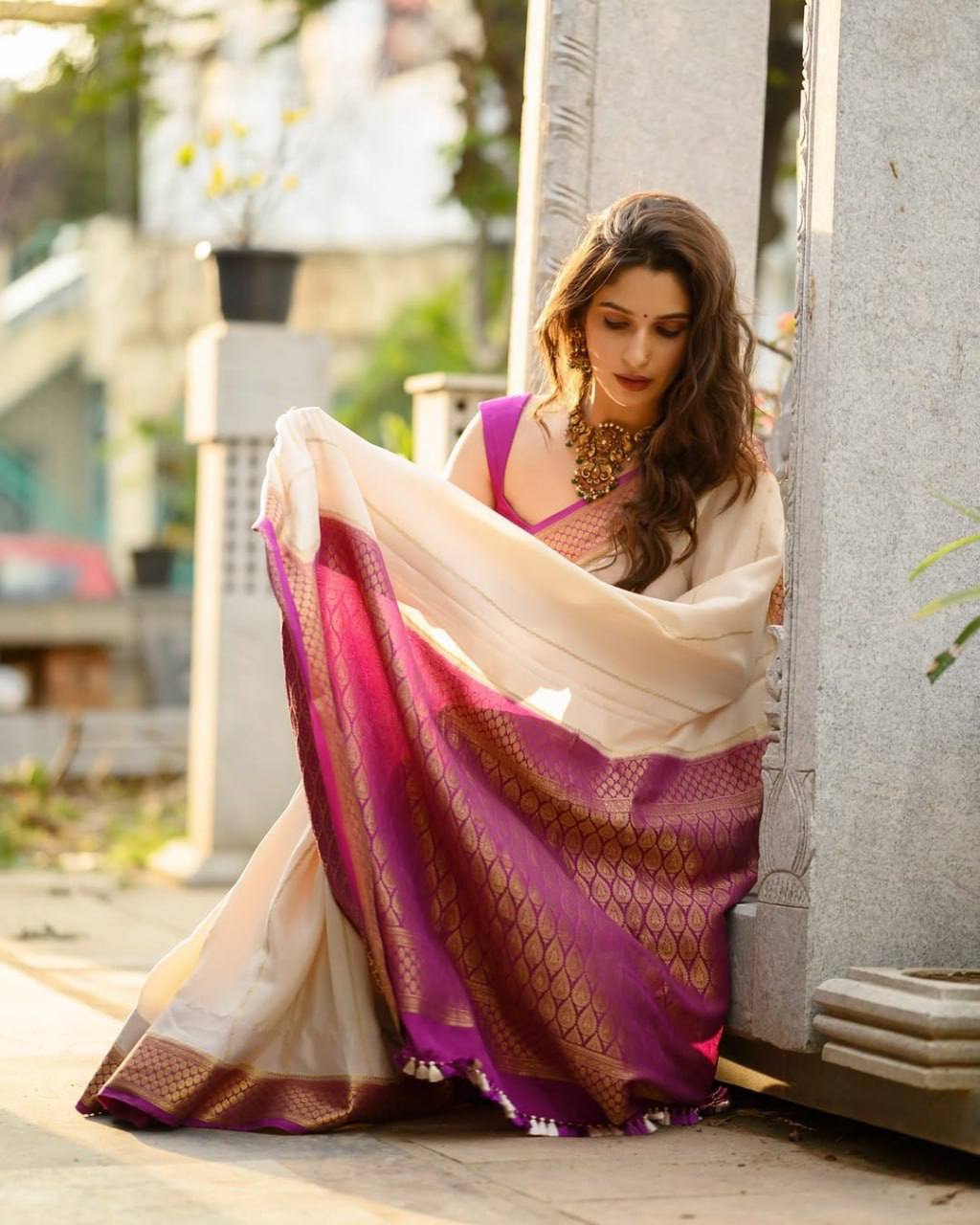 Soft Lichi Silk Saree with Rich Pallu & Jacquard Border